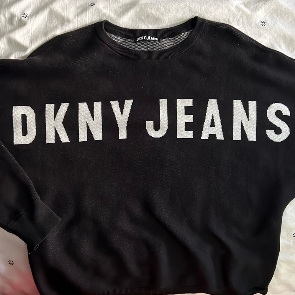 New without Tags. Excellent condition, very soft and warm.